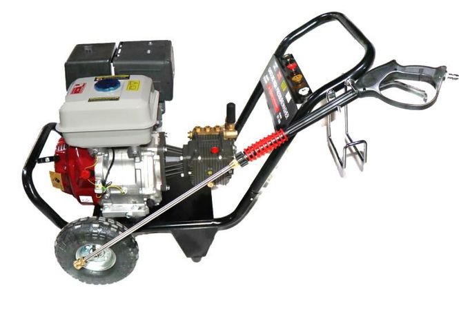 Hovedbilde Power Mate bensindrevet høytrykkspyler 248 bar 13 hk