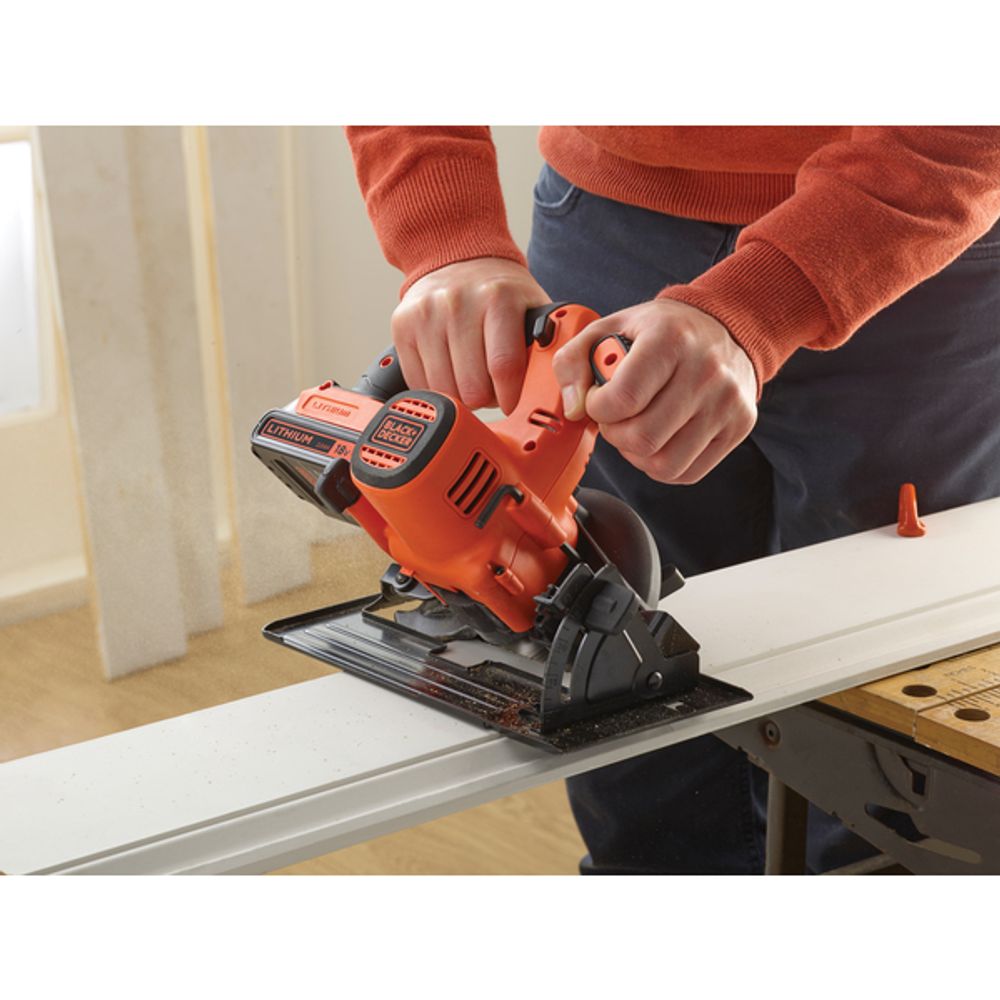 Black & Decker 18V sirkelsag 140MM naken BDCCS18N